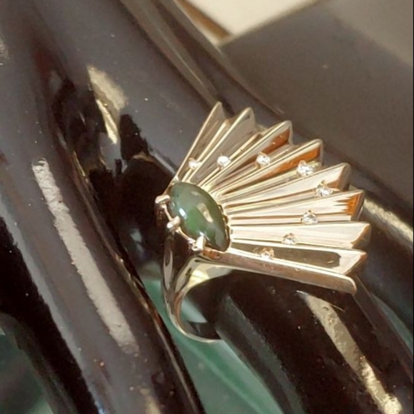 14k Ring - Picture 7 of 10